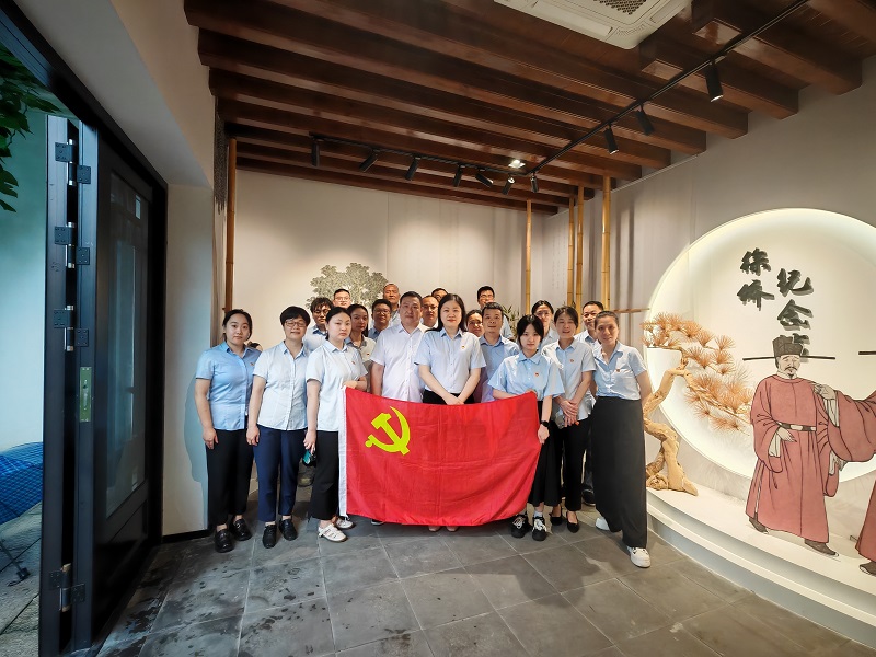 寻访徐侨廉踪   筑牢思想防线.jpg